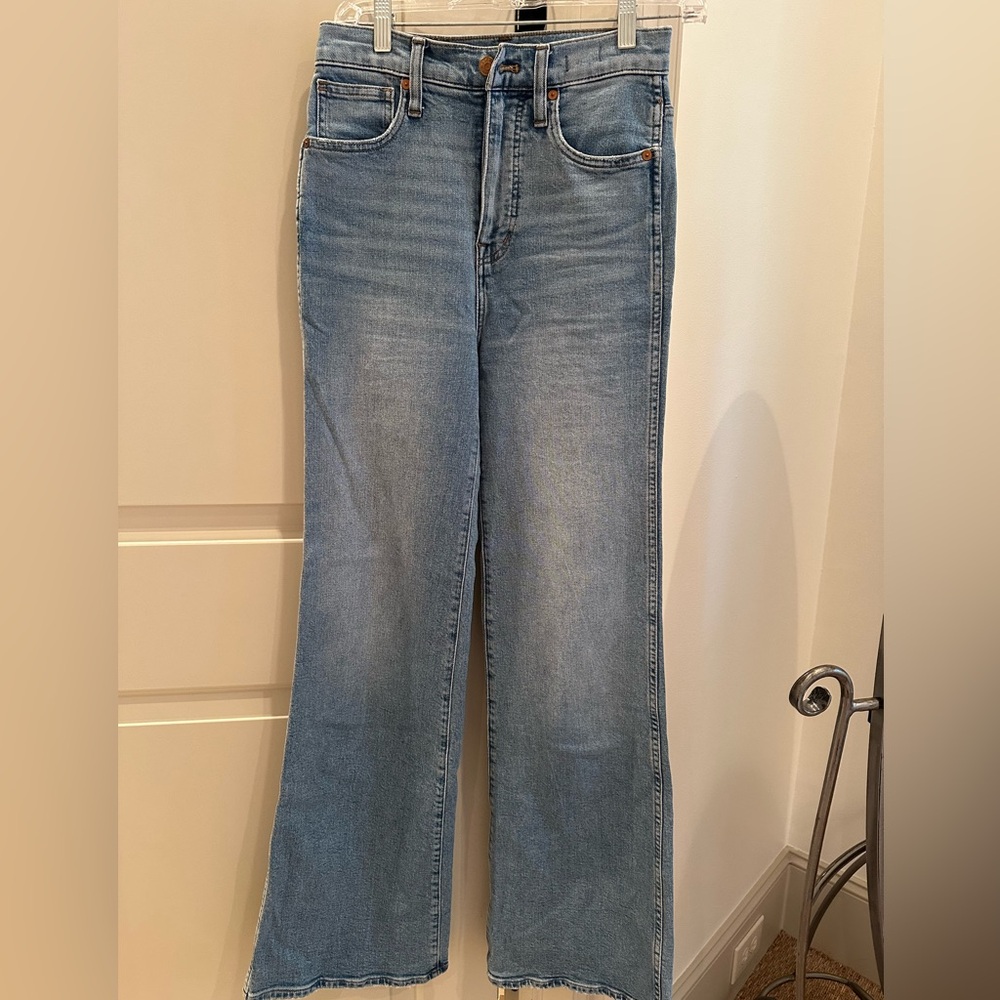 Madewell Blue High Rise Flare Wide Leg Jeans- like new